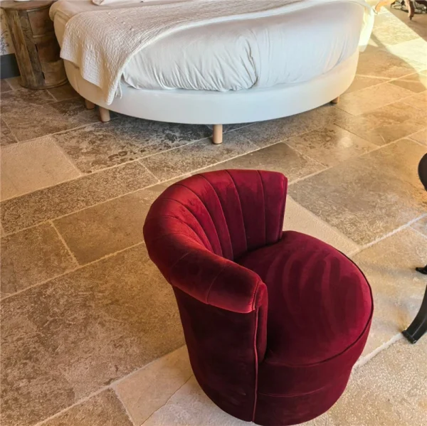 Hongmiao Stone antique beige limestone flooring with natural brown mineral veining, dual-use interior masonry for villa living room floor paving, modern rustic transitional residential interior design
