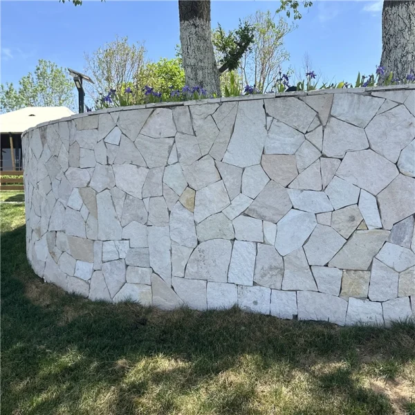 Minimalist White Irregular Sandstone Crazy Paving Veneer