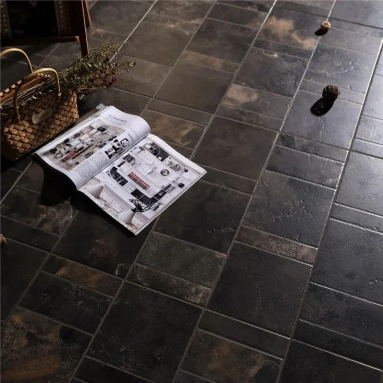 Natural Split Black Gold Limestone Ledger Stone for interior wall and floor cladding construction site display