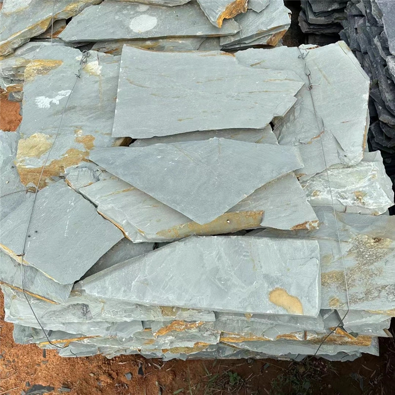 Green grey crazy paving slate raw stones, irregular loose flagstone pallet for outdoor project