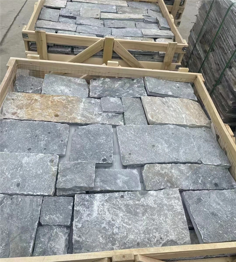 Loose Blue Quartzite Wall Cladding stones packed in solid wooden crates for export