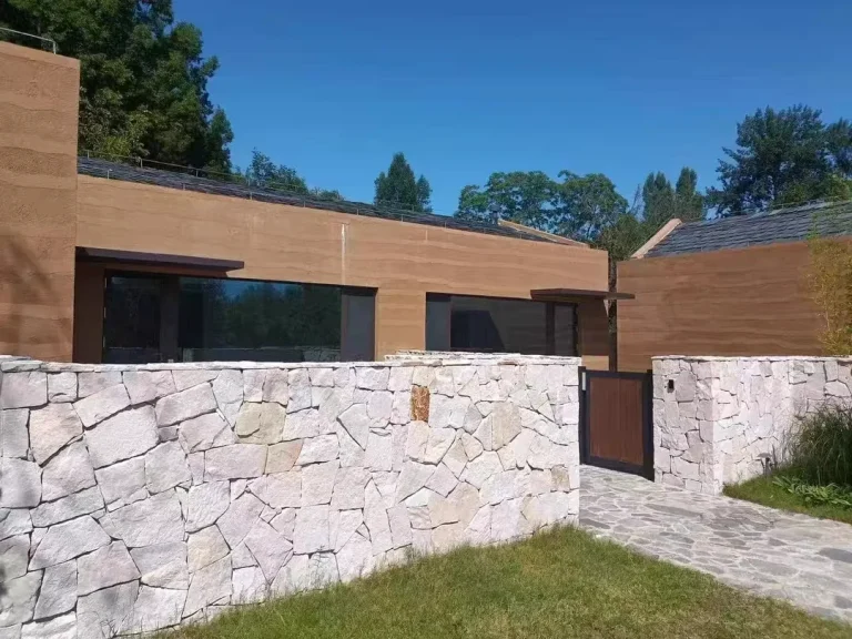 Natural Beige White Crazy Sandstone Used for Villa Garden Retaining Wall and Boundary Fence