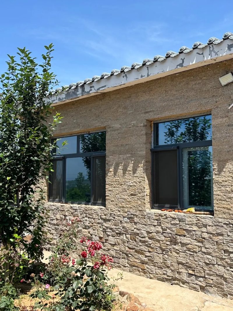 Natural Yellow Stacked Ledger Stone Completed Villa Exterior Wall Facade Project
