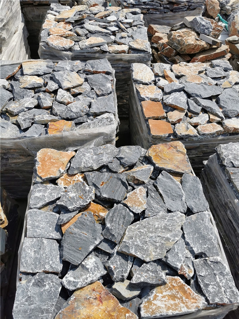 Blue Grey Slate Crazy Paving slabs packed for container export shipment