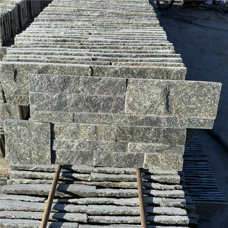 Green Quartzite Ledger Stone bulk pallets prepared for container shipment