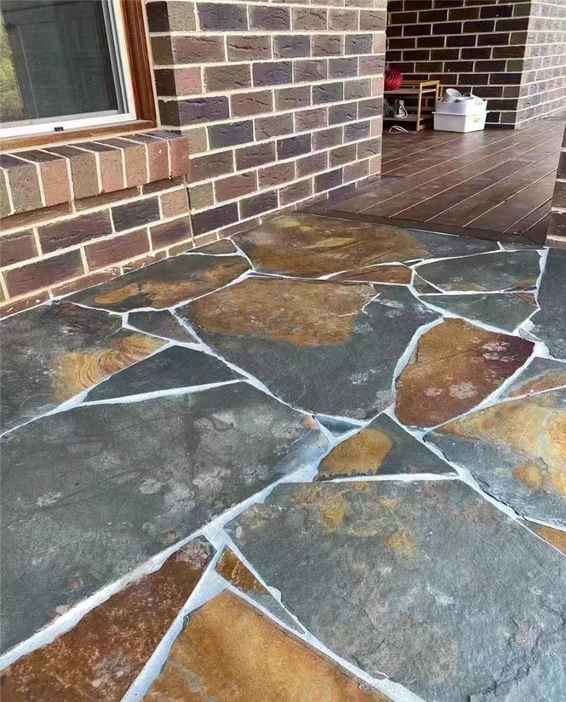 Green & Rust Random Flagstone completed residential patio paving