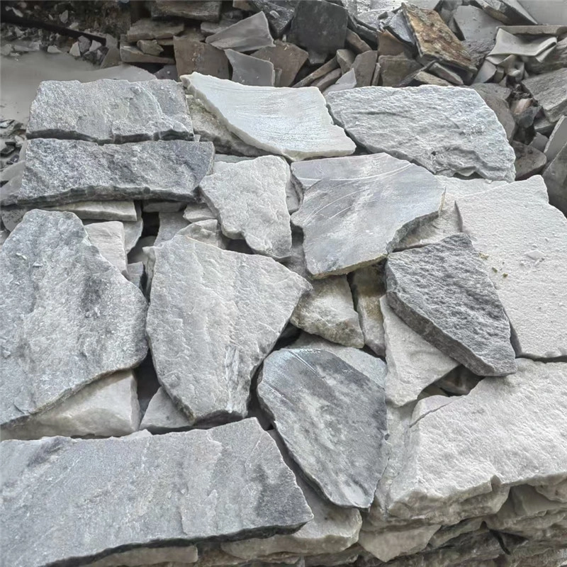 Grey irregular wall stone bulk stock at natural stone factory
